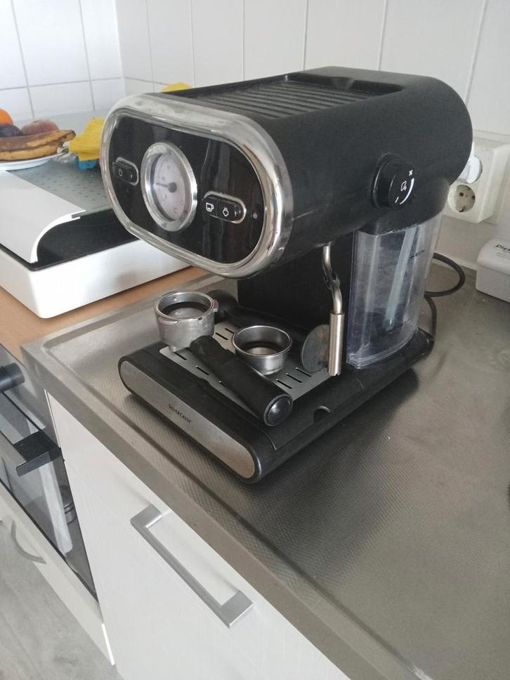 SilverCrest Espresso Machine, Witgoed en Apparatuur, Koffiezetapparaten, Gebruikt, Gemalen koffie, Espresso apparaat, 2 tot 4 kopjes