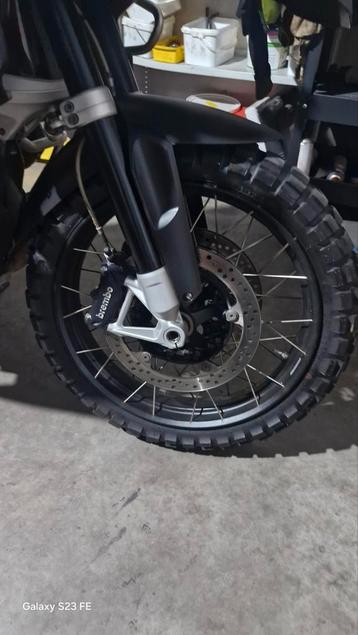 Gebruikte voor en achterband TKC 80 Twinduro BMW GS GSA beschikbaar voor biedingen