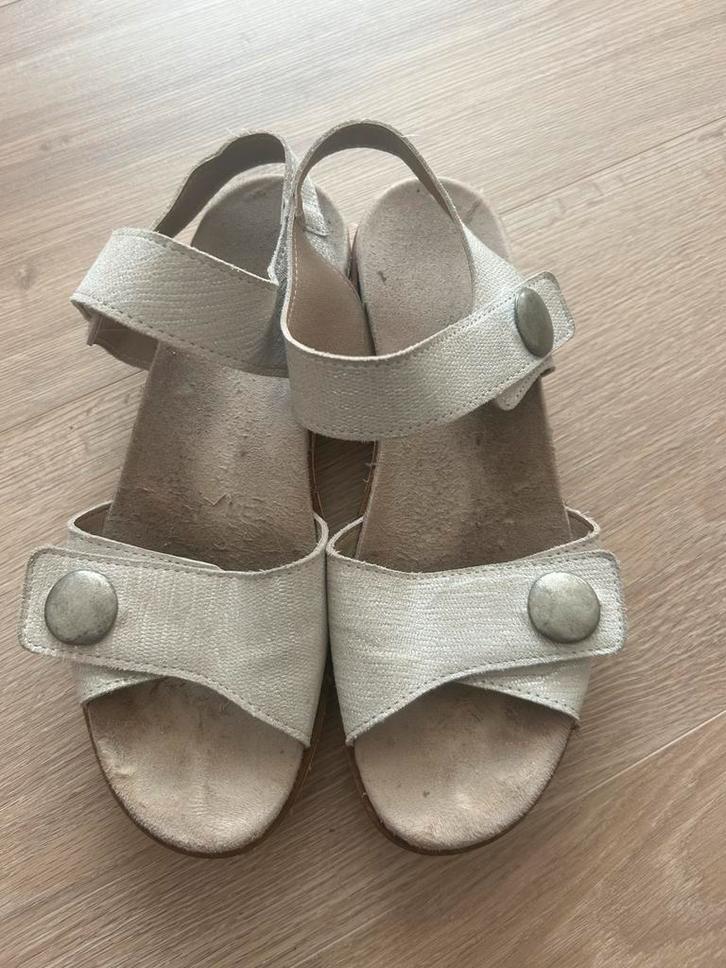 Feyn Sandalen - Maat 41 - Gebroken Wit Glitter, Kleding | Dames, Schoenen, Gedragen, Sandalen of Muiltjes, Wit, Ophalen of Verzenden