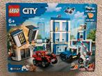 60246 LEGO City politiebureau, Kinderen en Baby's, Speelgoed | Duplo en Lego, Ophalen, Zo goed als nieuw, Complete set, Lego