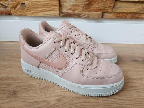 Nike W Air Force 1 '07 Essential Pink Oxford maat 40, Kleding | Dames, Schoenen, Zo goed als nieuw, Sneakers of Gympen, Roze, Ophalen of Verzenden