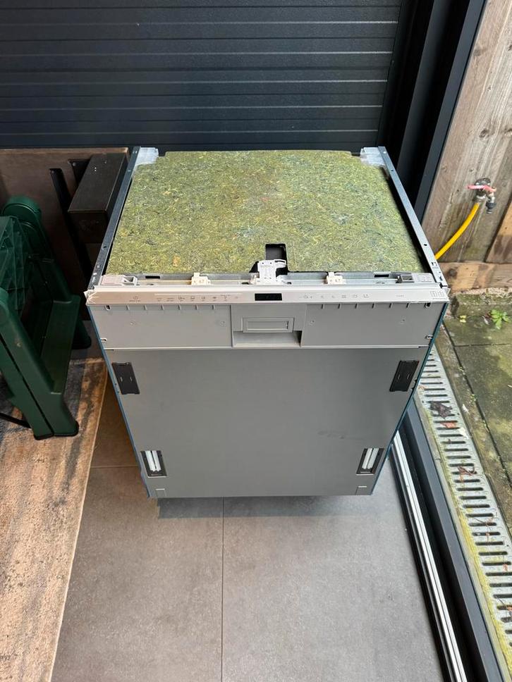 Vaatwasser - Inbouw model Nieuw, Witgoed en Apparatuur, Vaatwasmachines, Nieuw, Inbouw, 85 tot 90 cm, 60 cm of meer, 10 tot 14 liter