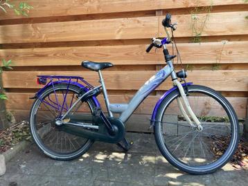 24 inch bike with 3 gears in good condition beschikbaar voor biedingen