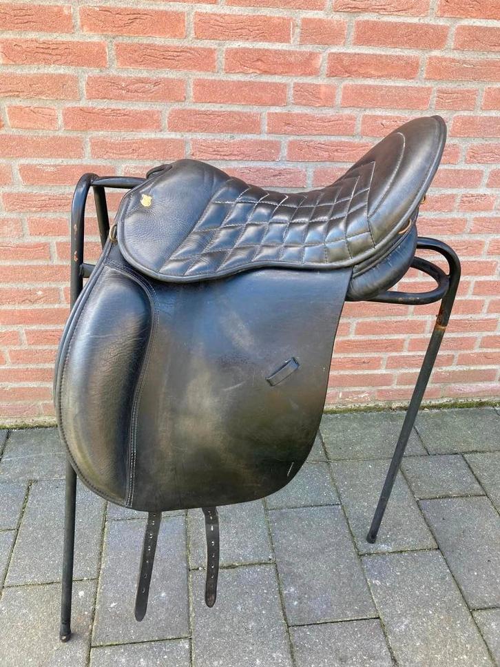 Massimo trail 18,5 inch korte franse kussens, Dieren en Toebehoren, Paarden en Pony's | Zadels, Zo goed als nieuw, Recreatie, Ophalen of Verzenden