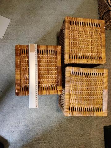 3 Rieten Mandjes - Opbergers beschikbaar voor biedingen