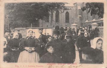 RY122 Huizen kerkgangers 1912 beschikbaar voor biedingen