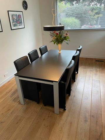 6 leren eetkamerstoelen met wieltjes - Merk Framati beschikbaar voor biedingen