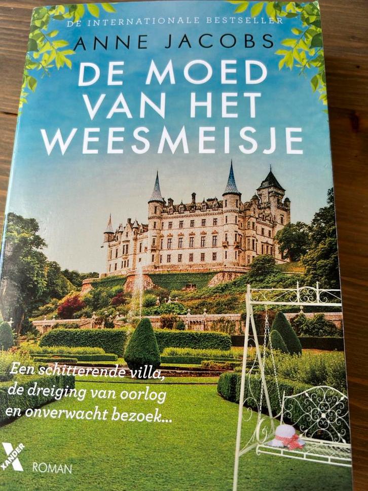 Het weesmeisje en De moed van het weesmeisje - Anne Jacobs, Boeken, Historische romans, Zo goed als nieuw, Ophalen of Verzenden