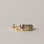 vintage 9 karaat gouden band ring bloem design en amethist, Verzenden, Zo goed als nieuw, 17 tot 18, Dame