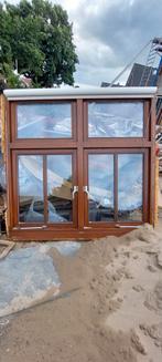 2 houten kozijnen dubbel glas, Doe-het-zelf en Verbouw, Kozijnen en Schuifpuien, Ophalen, Gebruikt, Hout, Raamkozijn