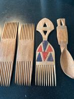 Houten Kammen & Lepel Set - Handgesneden Houtsnijwerk Kunsto, Antiek en Kunst, Kunst | Beelden en Houtsnijwerken, Ophalen of Verzenden