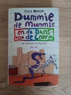 Tosca Menten - Dummie de mummie en de dans van de cobra, Boeken, Kinderboeken | Jeugd | onder 10 jaar, Tosca Menten, Gelezen, Ophalen of Verzenden