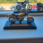 Modelmotor Honda Magna 50 fifty, Ophalen of Verzenden, Zo goed als nieuw