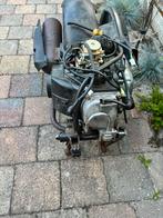 Motorblok peugeot kisbee rs 50cc 2015, Fietsen en Brommers, Brommeronderdelen | Scooters, Ophalen, Gebruikt, Blok, Peugeot