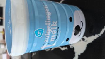 Gratis zuigelingen melk ah ongeopend  beschikbaar voor biedingen