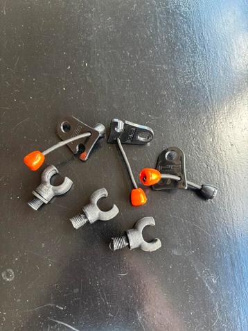 3x back rest en bungy rig beschikbaar voor biedingen