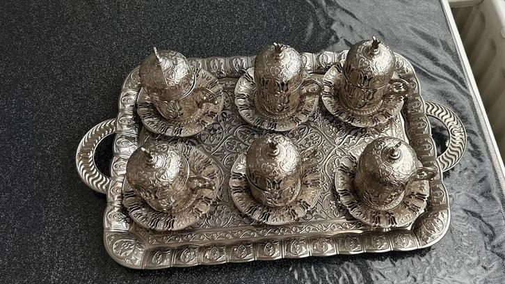 Zilverkleurig Turks Koffieservies - 6 Personen, Huis en Inrichting, Keuken | Servies, Zo goed als nieuw, Kop(pen) en/of Schotel(s)