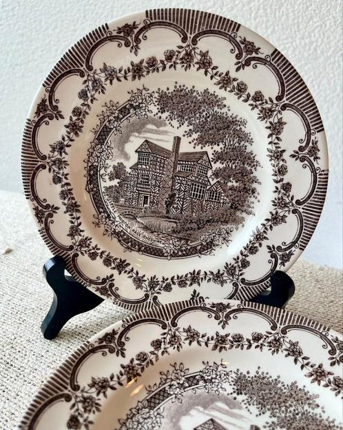 bordjes van English Ironstone Tableware, Huis en Inrichting, Keuken | Servies, Bord(en), Overige stijlen, Ophalen of Verzenden