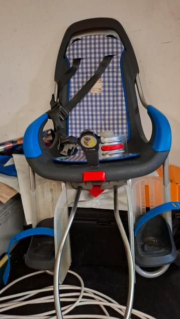 Qibbel Fietsstoeltje Achter - Veilig en Comfortabel beschikbaar voor biedingen
