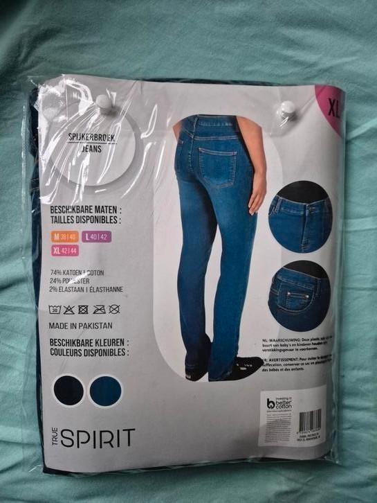 Donkerblauwe jeans, NIEUW, maat XL, Kleding | Dames, Broeken en Pantalons, Nieuw, Maat 42/44 (L), Blauw, Lang, Ophalen of Verzenden