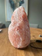 Himalaya zoutsteenlamp - 40 cm hoog 23 cm breed - met snoer, Ophalen of Verzenden, Zo goed als nieuw, Minder dan 50 cm