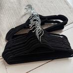 Black felt clothing hangers coat hangers, Ophalen, Overige typen, Zo goed als nieuw, Minder dan 100 cm