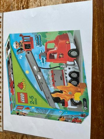 Lego Duplo Brandweerwagen 5682 beschikbaar voor biedingen