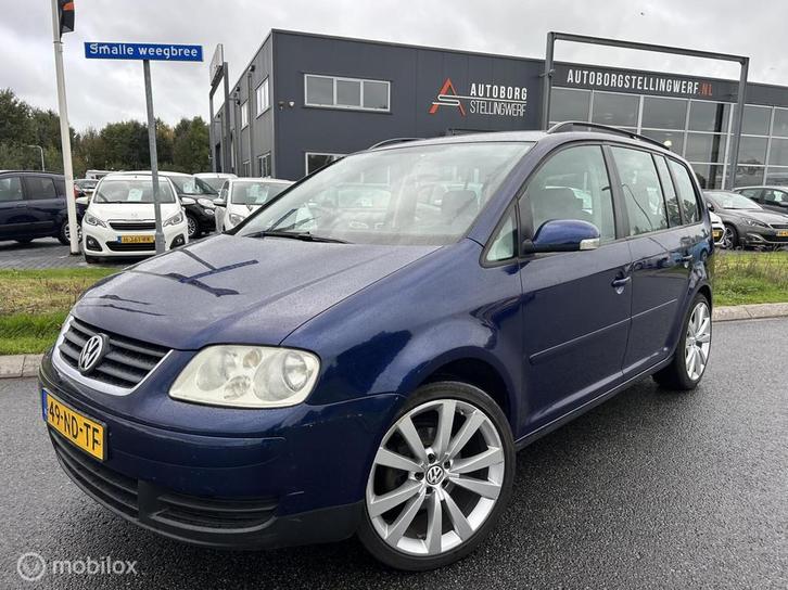 Volkswagen Touran 1.6-16V FSI 7-persoons [ INRUILKOOPJE ], Auto's, Volkswagen, Bedrijf, Te koop, Touran, ABS, Airbags, Airconditioning