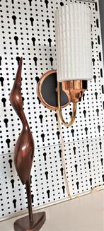 vintage wandlamp/mat glazen kelk, in de stijl van Art Deco, Huis en Inrichting, Lampen | Wandlampen, Ophalen of Verzenden, Gebruikt