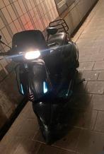 Vespa sprint, Fietsen en Brommers, Snorfietsen en Snorscooters, Piaggio, Ophalen of Verzenden, Zo goed als nieuw, Benzine