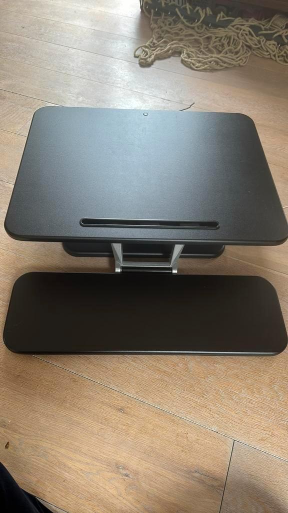 Bureau verhoger voor stand en zittend werken, Computers en Software, Laptopstandaarden, Zo goed als nieuw, Ophalen of Verzenden