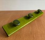 Vintage midcentury wandkapstok - groen drie haken design, Wandkapstok, Ophalen of Verzenden, Zo goed als nieuw, Minder dan 100 cm