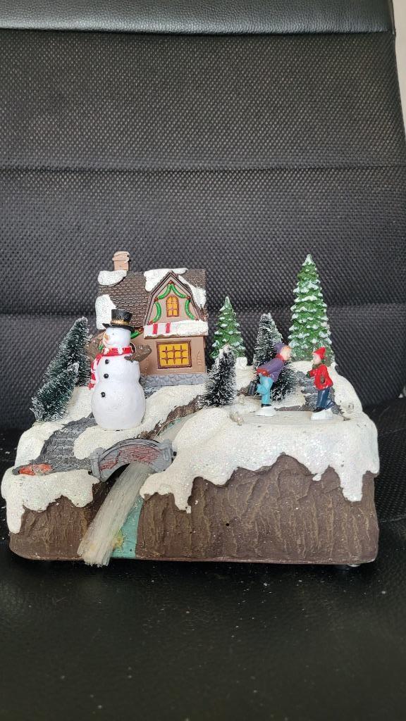 kerstdorp huis met waterval, Diversen, Kerst, Gebruikt, Ophalen of Verzenden