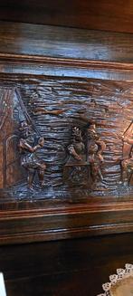Antieke Massieve - Prachtig Houtsnijwerk  ophalen in Almere, Antiek en Kunst, Antiek | Meubels | Kasten, Ophalen