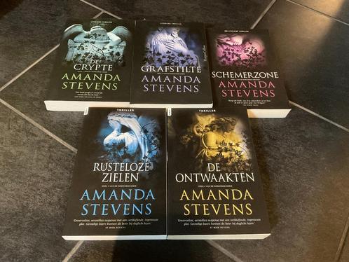 5 x Amanda Stevens Dodenrijk boeken thrillers, Boeken, Thrillers, Zo goed als nieuw, Nederland, Ophalen of Verzenden