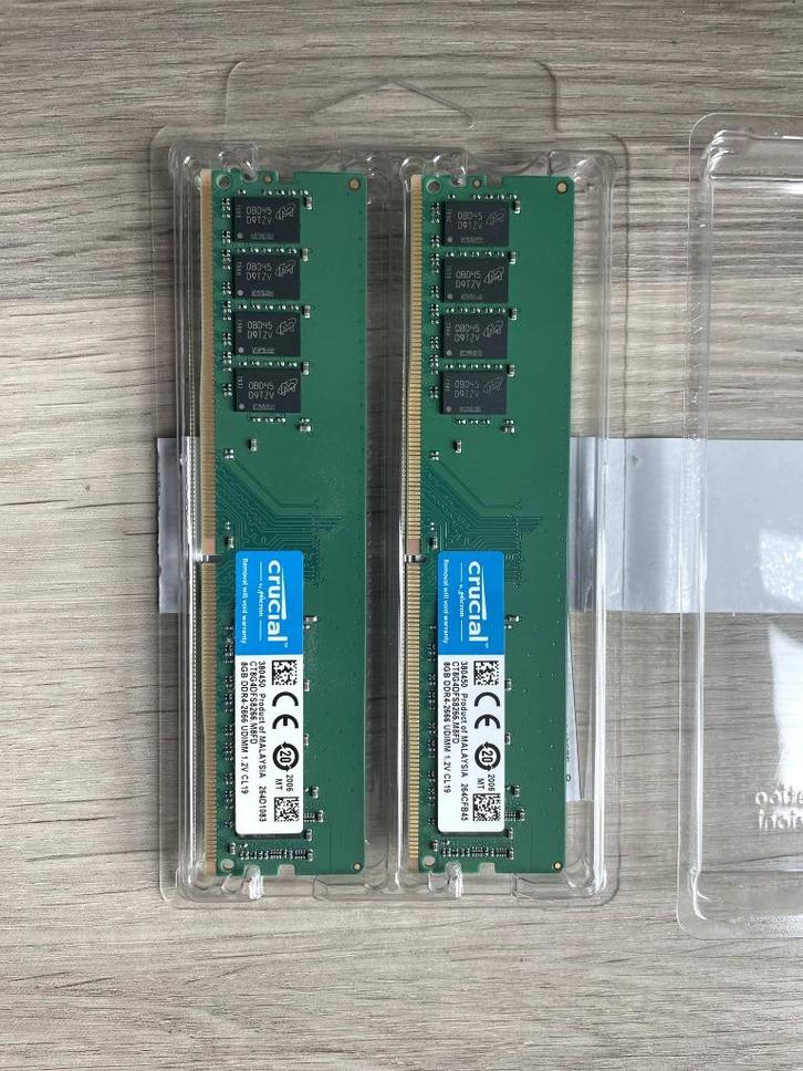 Crucial DDR4 16GB (28GB) 2666MHz Desktop RAM, Computers en Software, RAM geheugen, Gebruikt, Desktop, 16 GB, DDR4, Ophalen of Verzenden
