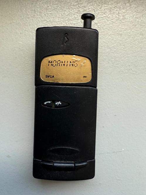 Unieke Vintage Aansteker - Oude Mobiele Telefoon Model, Verzamelen, Rookartikelen, Aanstekers en Luciferdoosjes, Gebruikt, Aansteker