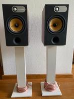 Bowers & Wilkins B&W 685 met staanders, Ophalen, Zo goed als nieuw, 60 tot 120 watt, Bowers & Wilkins (B&W)