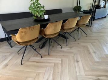 25,5 m2 Klik PVC Callisto Visgraat 5201. Natural Oak Light. beschikbaar voor biedingen