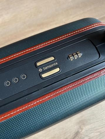 Samsonite beautycase groen met leer z.g.a.n. beschikbaar voor biedingen