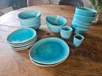 Turquoise Borden, Schalen en Kopjes Set, Huis en Inrichting, Keuken | Servies, Ophalen, Keramiek, Zo goed als nieuw, Bord(en)