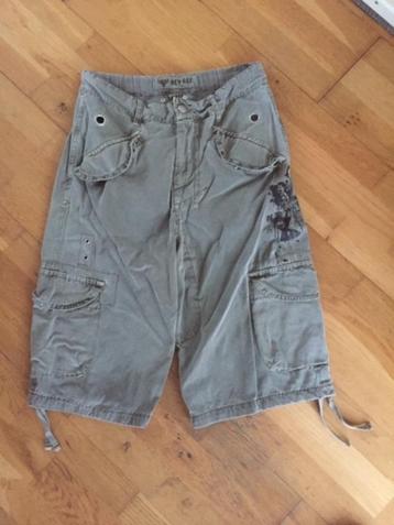 korte broek leger groen mt. 46