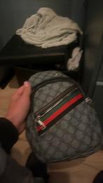 Gucci tasje, Sieraden, Tassen en Uiterlijk, Tassen | Rugtassen, Ophalen of Verzenden, Zo goed als nieuw, Overige merken