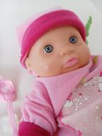 Newborn baby inclusief kleding setjes, Ophalen of Verzenden, Zo goed als nieuw, Babypop