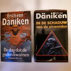 2 x Von Däniken, Boeken, Gelezen, Ophalen of Verzenden, Erich von Däniken, Achtergrond en Informatie
