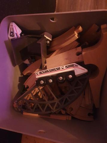 Houten trein spoor oa ikea beschikbaar voor biedingen