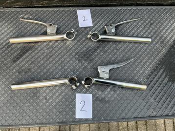 2 SETS CLIPONS MOOI CHROOM MET HENDELS NIEUW EN ZO GOED ALS beschikbaar voor biedingen