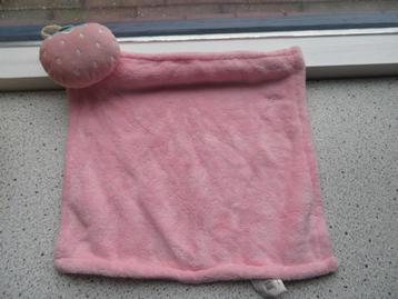 Zacht roze knuffeldoek met aardbeigroen kroontje Reno home beschikbaar voor biedingen