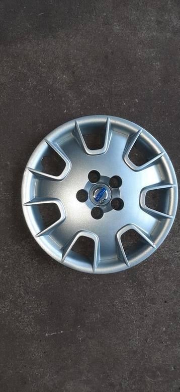 Volvo wieldop 16" orig 30683237 beschikbaar voor biedingen