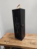 LEUKE OUDE BROCANTE HOUTEN WIJNKOFFER, Gebruikt, Ophalen of Verzenden, Minder dan 5 flessen, Minder dan 50 cm